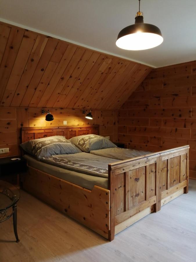 Landhaus Gritschacher Sankt Peter in Holz Bagian luar foto
