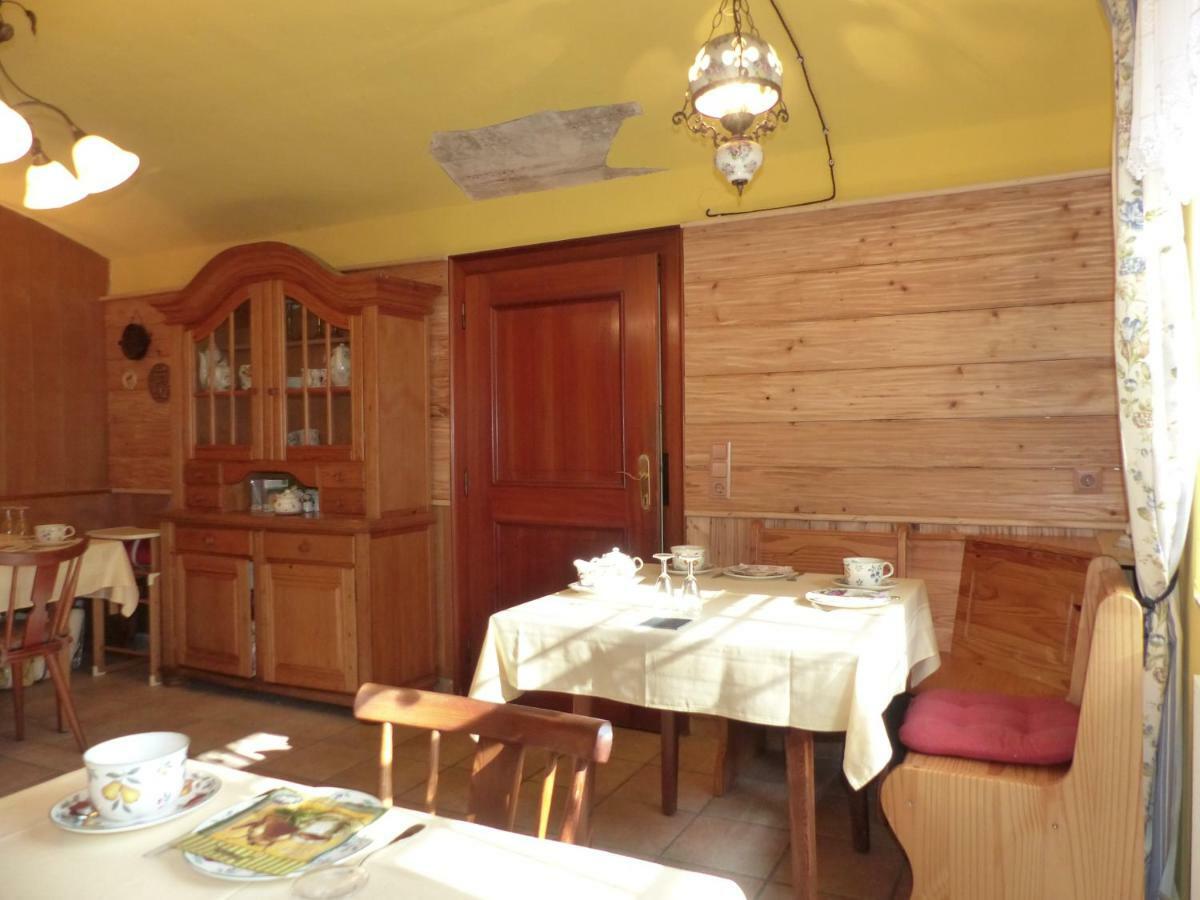 Landhaus Gritschacher Sankt Peter in Holz Bagian luar foto